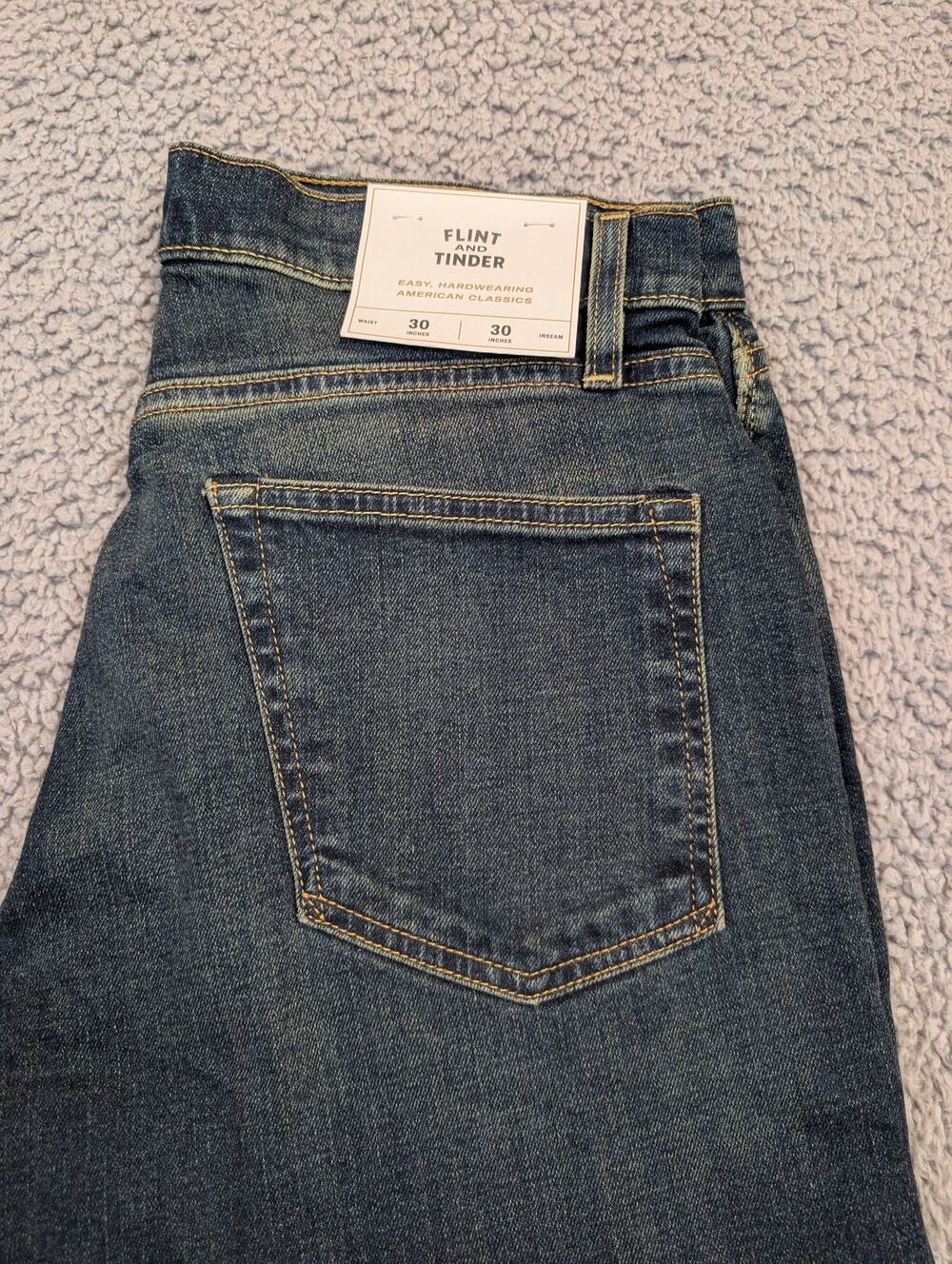 NWT Flint and Tinder Jeans Men's Size 30x30 Medium Wash Straight Fit (1338)